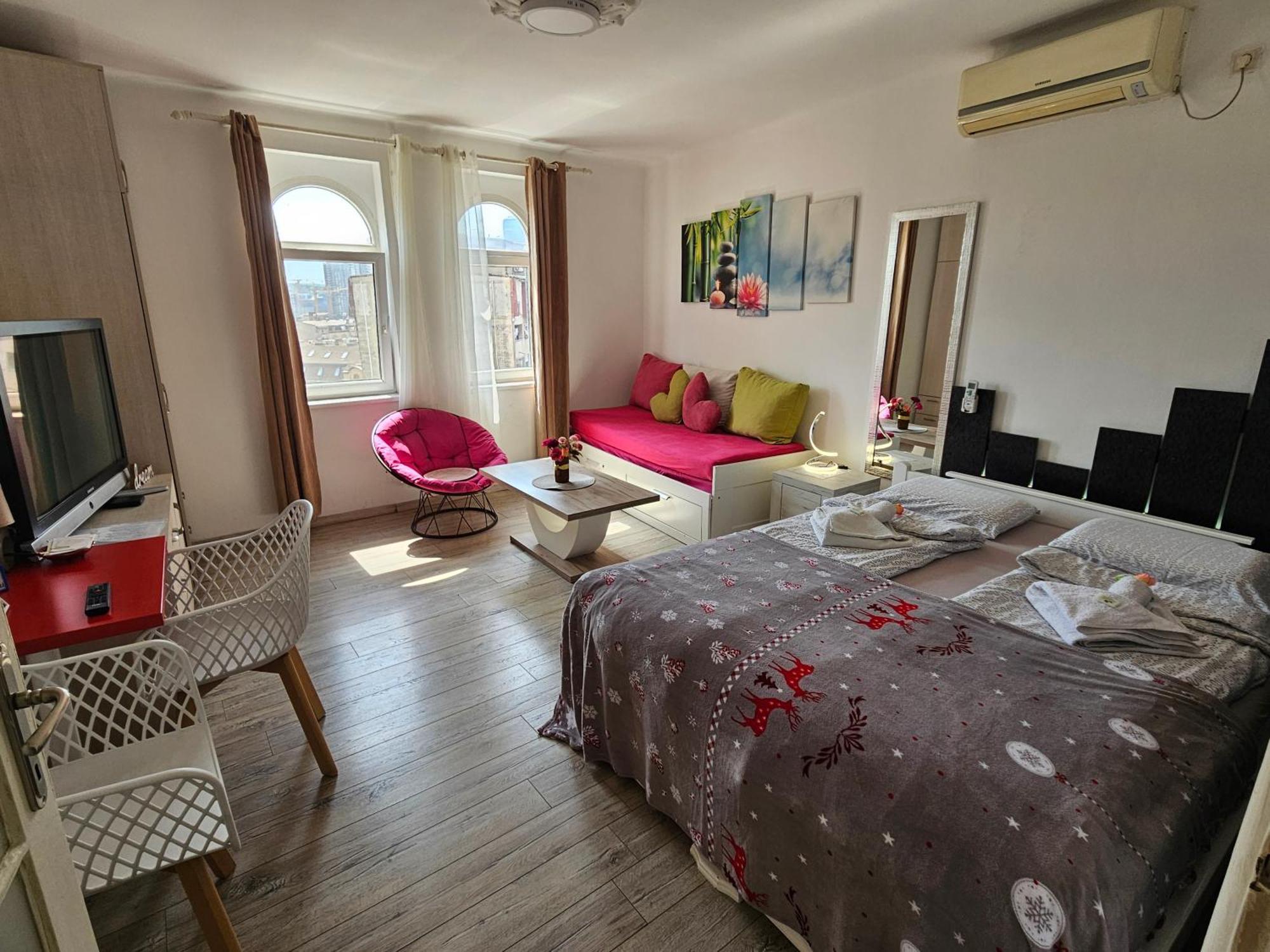 Matea Apartman Belgrade Luaran gambar