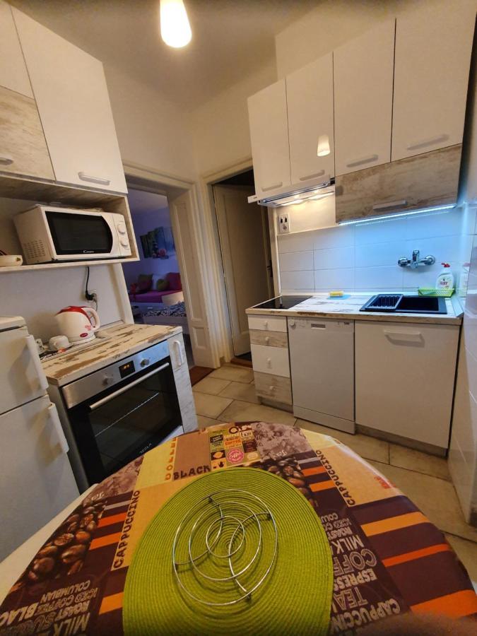 Matea Apartman Belgrade Luaran gambar